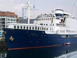 3* Hotel Floatel Diamond Princess