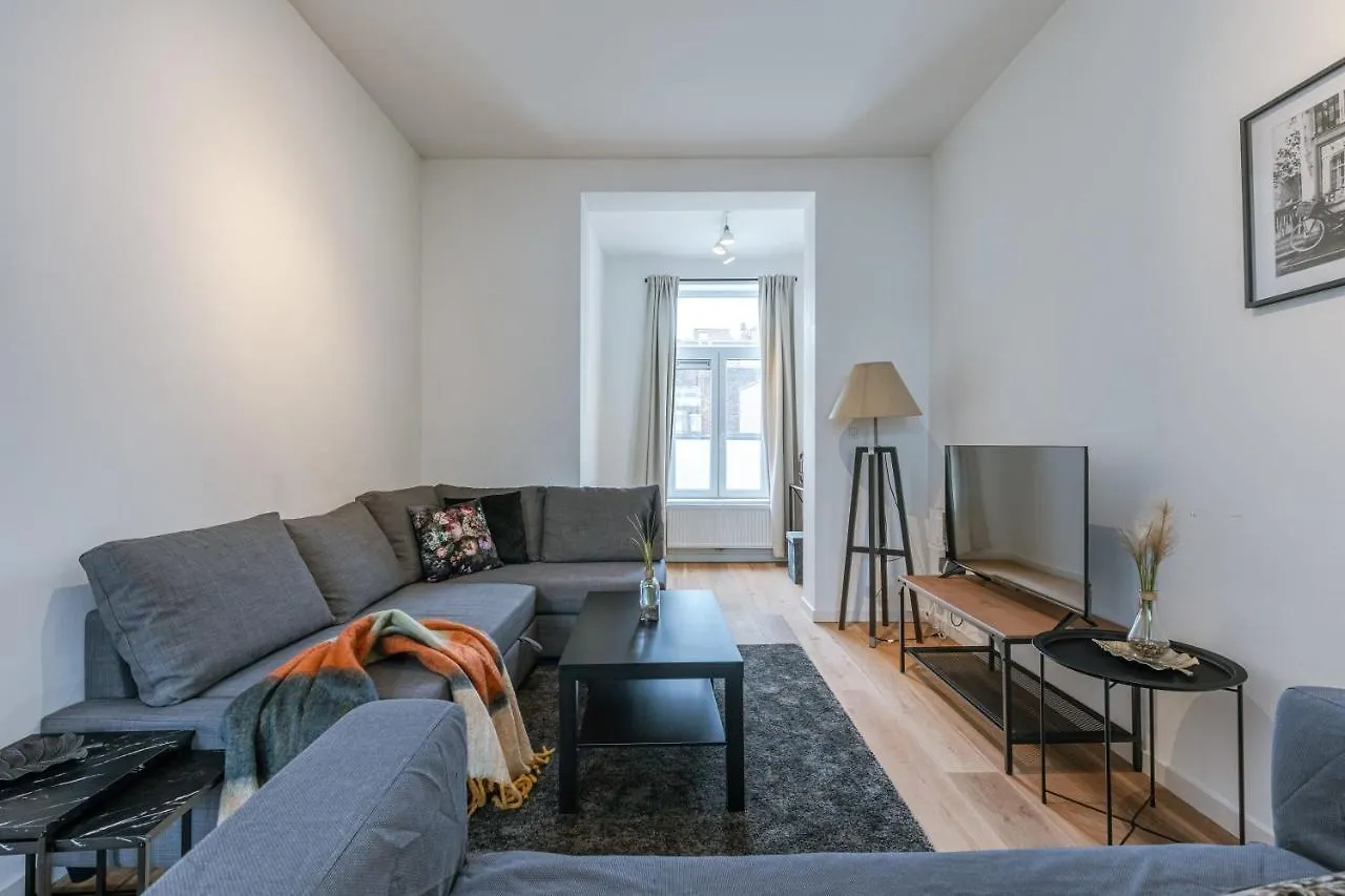Modern Apartment In The City Of Antwerp